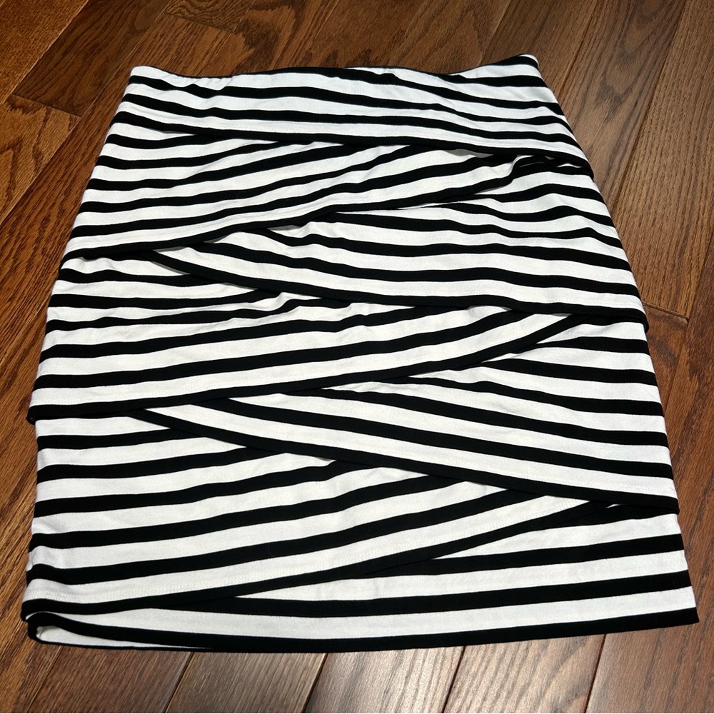 NWT WHBM Black and White Striped Layered Knit Pencil Skirt
